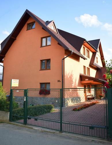 Pokoje I Apartament U Lucyny