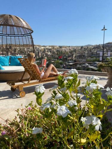Hotel Luxury Cratus Stone Palace
