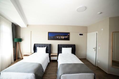 Hotel ?mroz Elia Otel