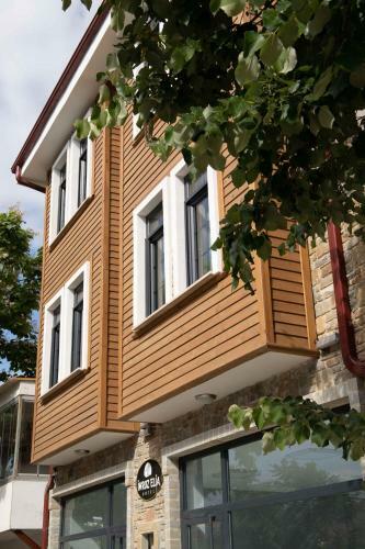Hotel ?mroz Elia Otel