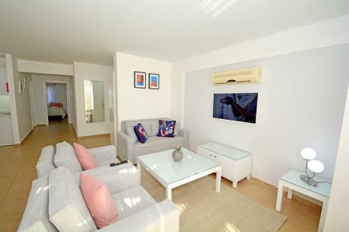 Sea And You Beachfront Apartments