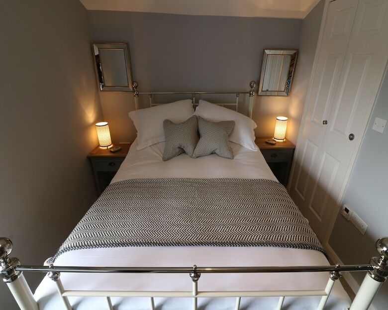 Bed & Breakfast Inglenook Guest House