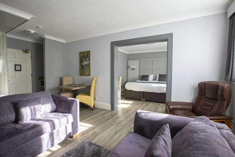 Best Western Manor Hotel