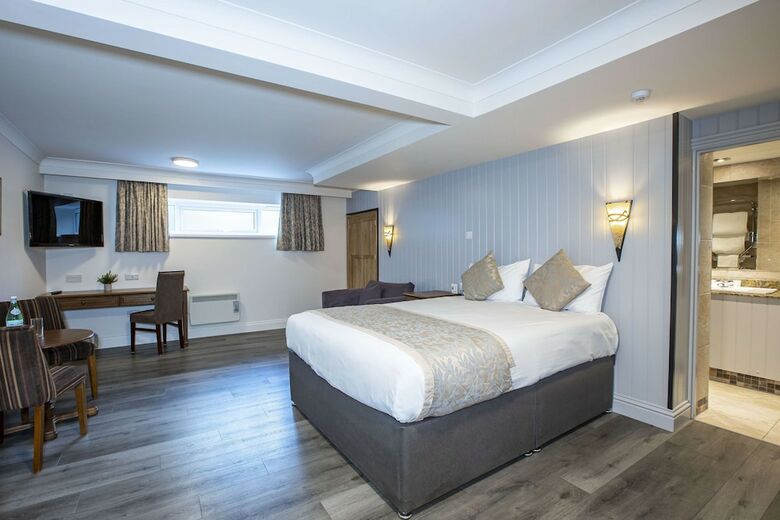 Best Western Manor Hotel