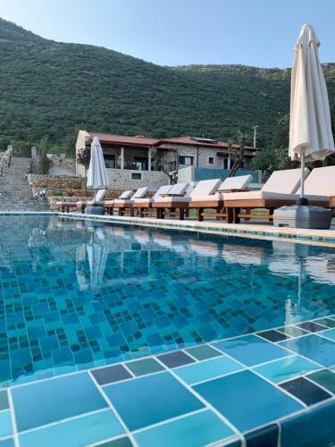 Kairos Hotel