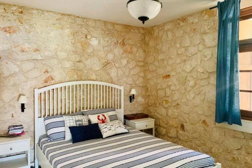 Club Patara, Sanyati Lodge, 77
