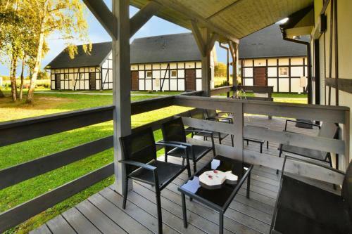 Apartment In Jaroslawiec With A Playground