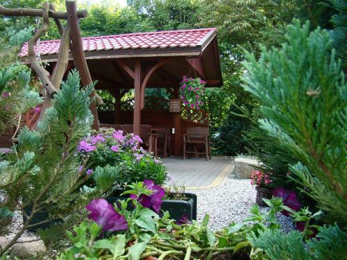 Lodge Domek Pod Lasem Na Mazurach