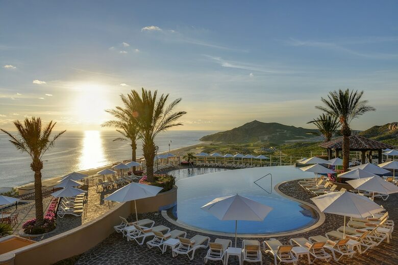 Hotel Pueblo Bonito Sunset Beach Resort & Spa