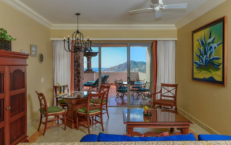 Hotel Pueblo Bonito Sunset Beach Resort & Spa