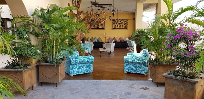 Hotel Posada De Las Flores La Paz