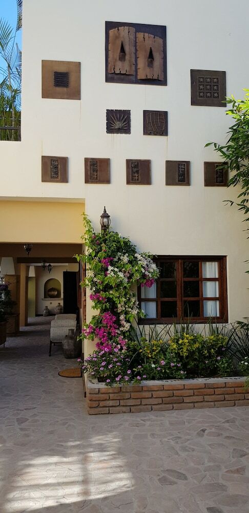 Hotel Posada De Las Flores La Paz