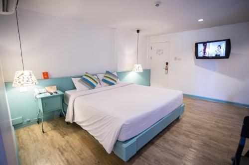 Hotel First House