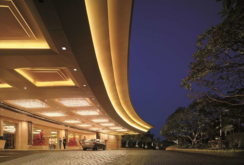 Hotel Shangri-la Bangkok