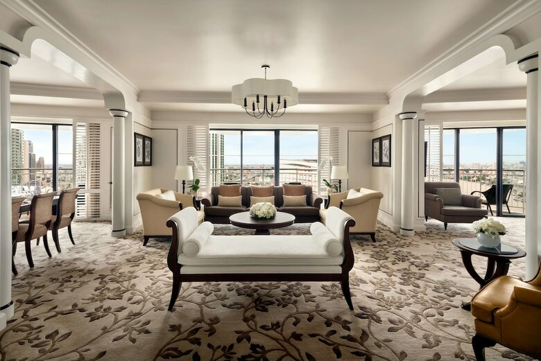 Hotel Shangri-la Bangkok