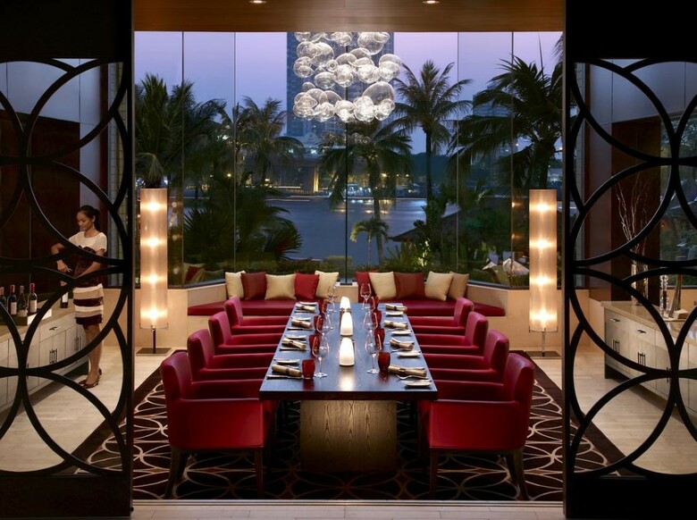 Hotel Shangri-la Bangkok