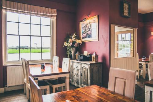 Hotel The Salwey Arms
