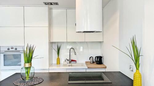 Victoria Apartments, Ligonia Street
