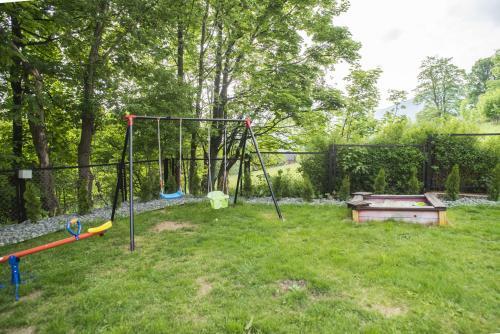 Bed & Breakfast Lawendowy Dworek