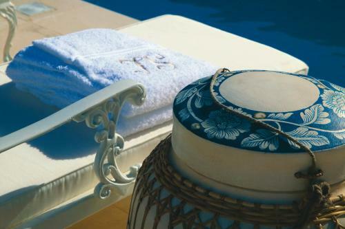 Summer Lodge Hotel