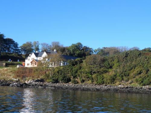 Redwood House B&B