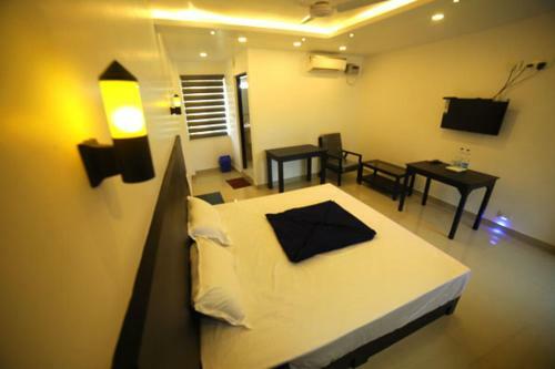 Bed & Breakfast Sooryavamshi Residency