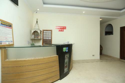 Oyo Preferred 18273 Hotel Basera