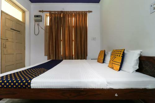 Oyo Flagship 62681 Hotel Deep Residency