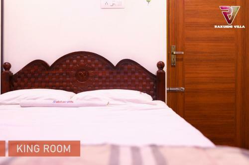 Rakshini Villa Rv Home Stay