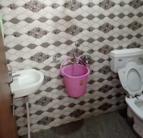 Hotel Welcome By Wb Inn, Kanpur