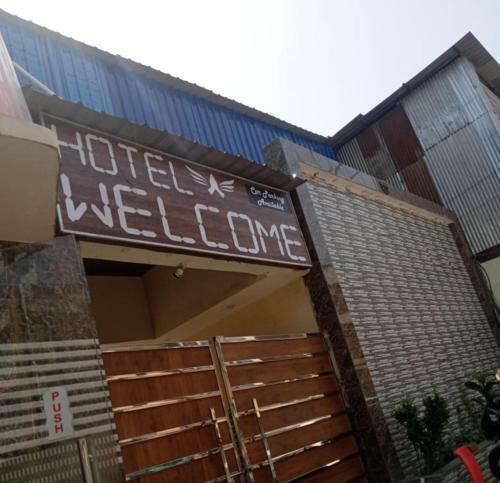 Hotel Welcome By Wb Inn, Kanpur