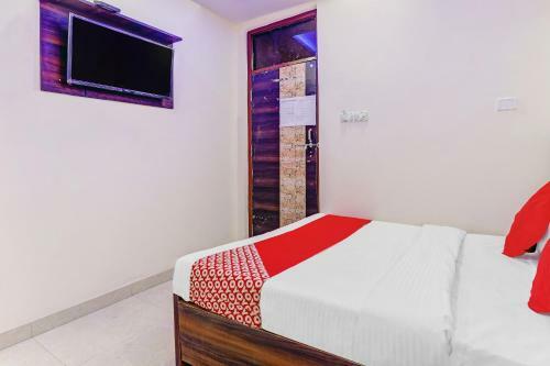 Oyo Flagship 84727 Hotel Shiva Residency