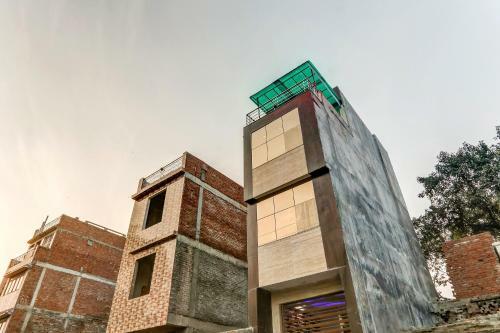 Oyo Flagship 84727 Hotel Shiva Residency