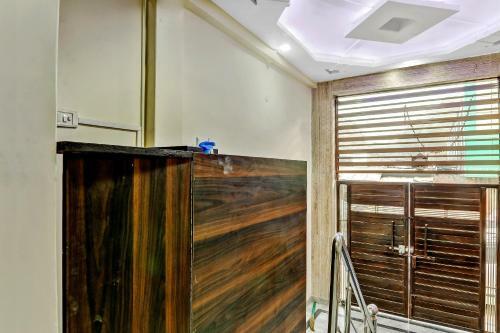 Oyo Flagship 84727 Hotel Shiva Residency