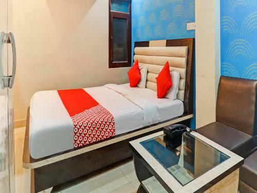 Oyo 75137 Hotel Shree Narayan Regency