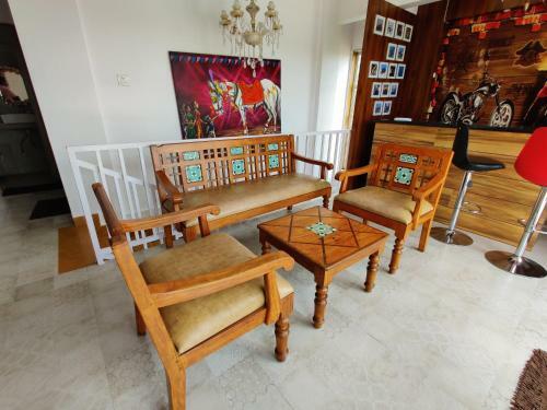 Villa Jenjon Karjat Resort - Casa Rosa