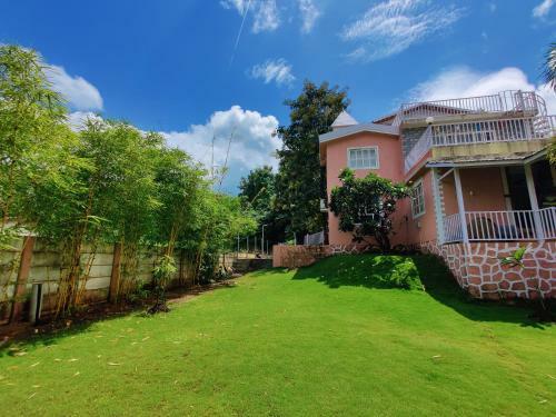 Villa Jenjon Karjat Resort - Casa Rosa