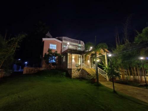 Villa Jenjon Karjat Resort - Casa Rosa