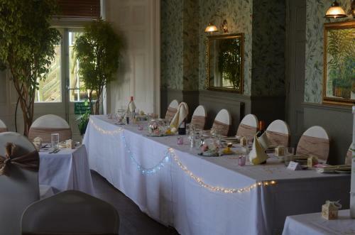 The Thomas Paine Hotel