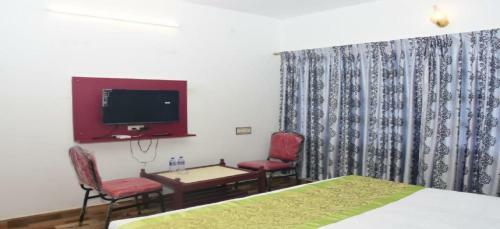 Fabhotel Kodai Breeze Residency
