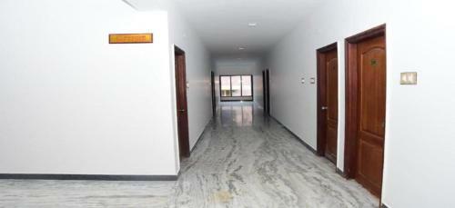 Fabhotel Kodai Breeze Residency