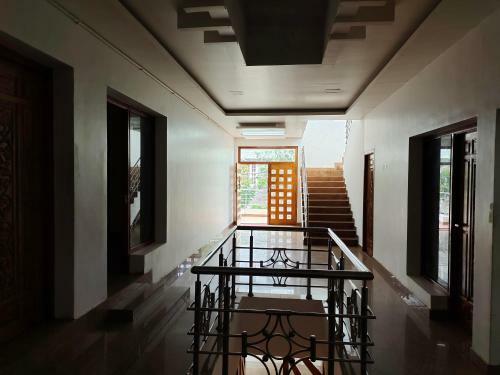 Hotel Sri Akilambiga Residency
