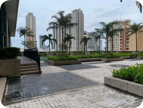 Apartamento Condo For Rent Connected To Robinson Mall