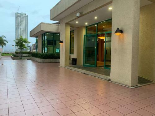 Apartamento Condo For Rent Connected To Robinson Mall