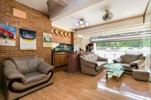 Oyo 1147 Vien Ngoc Xanh Hotel