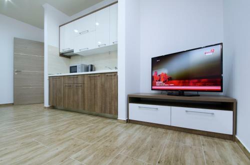 Modern Apartments, Close To The Beach