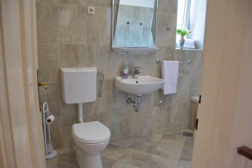 Hostal Family Suite City Center