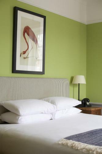 The Manor At Sway ? Hotel, Restaurant And Gardens