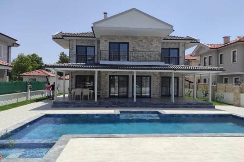 Villa Grey - Kaliteli Tatilin Adresi