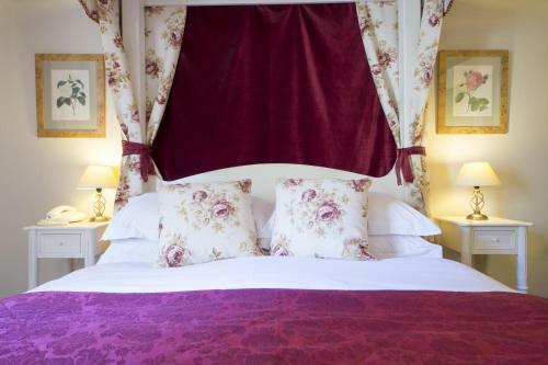 Hostal Cardynham House